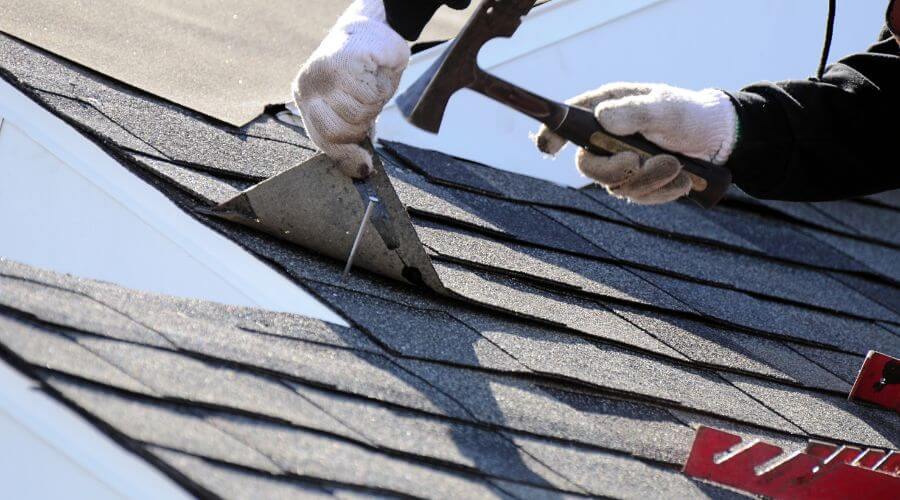 Professional gutter cleaning in Chaseburg, WI